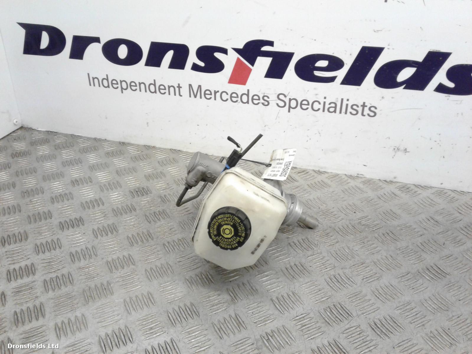 View Auto part Master Cyl.Reservoir Mercedes Sprinter 2015