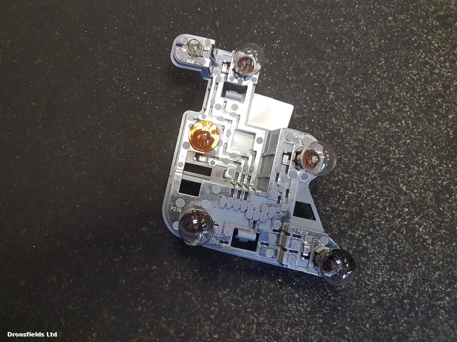 View Auto part R Bulb Holder Mercedes C Class 2007