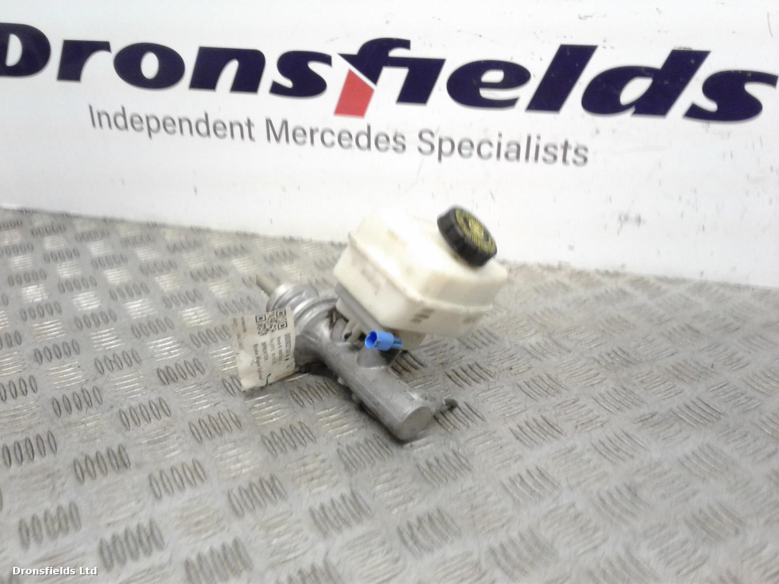 View Auto part Master Cyl.Reservoir Mercedes Sprinter 2015