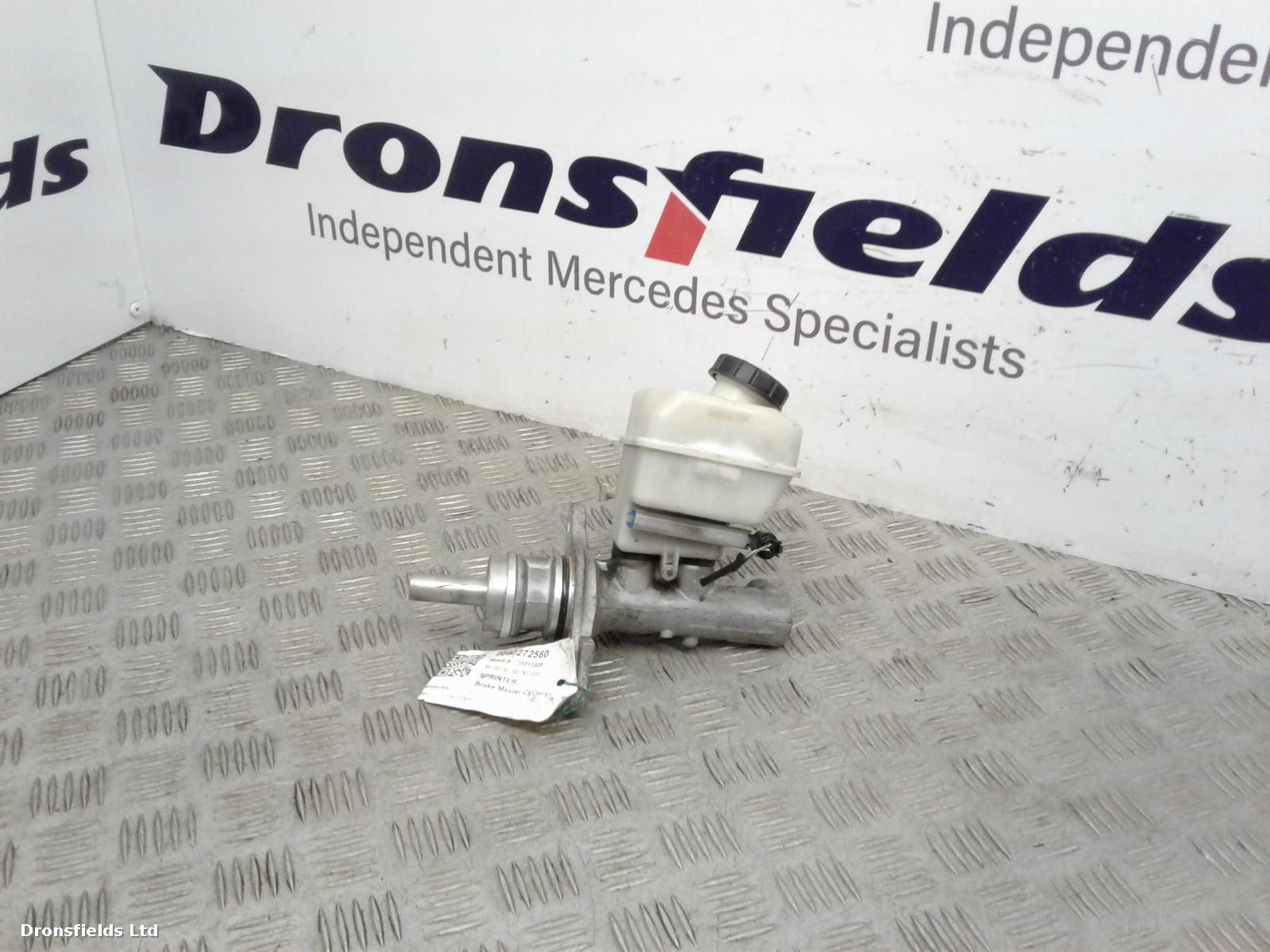 View Auto part Master Cyl.Reservoir Mercedes Sprinter 2015