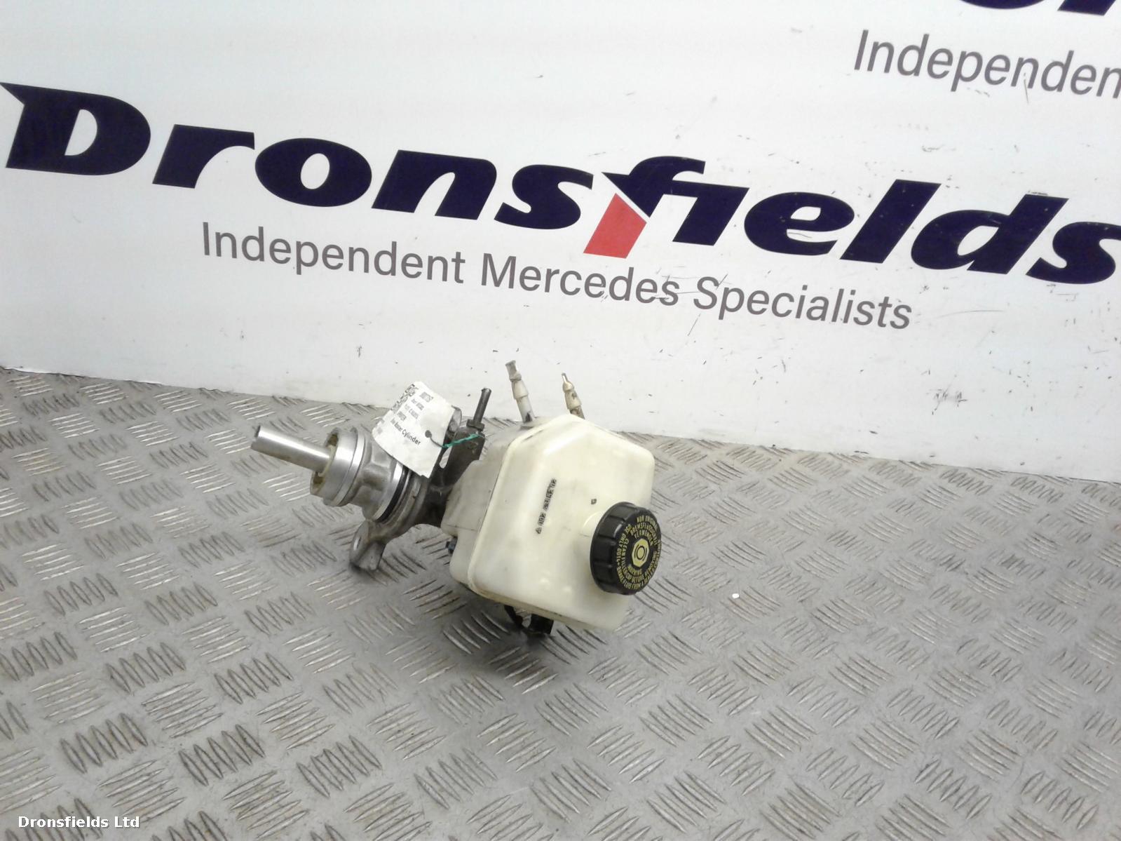 View Auto part Master Cyl.Reservoir Mercedes Sprinter 2015