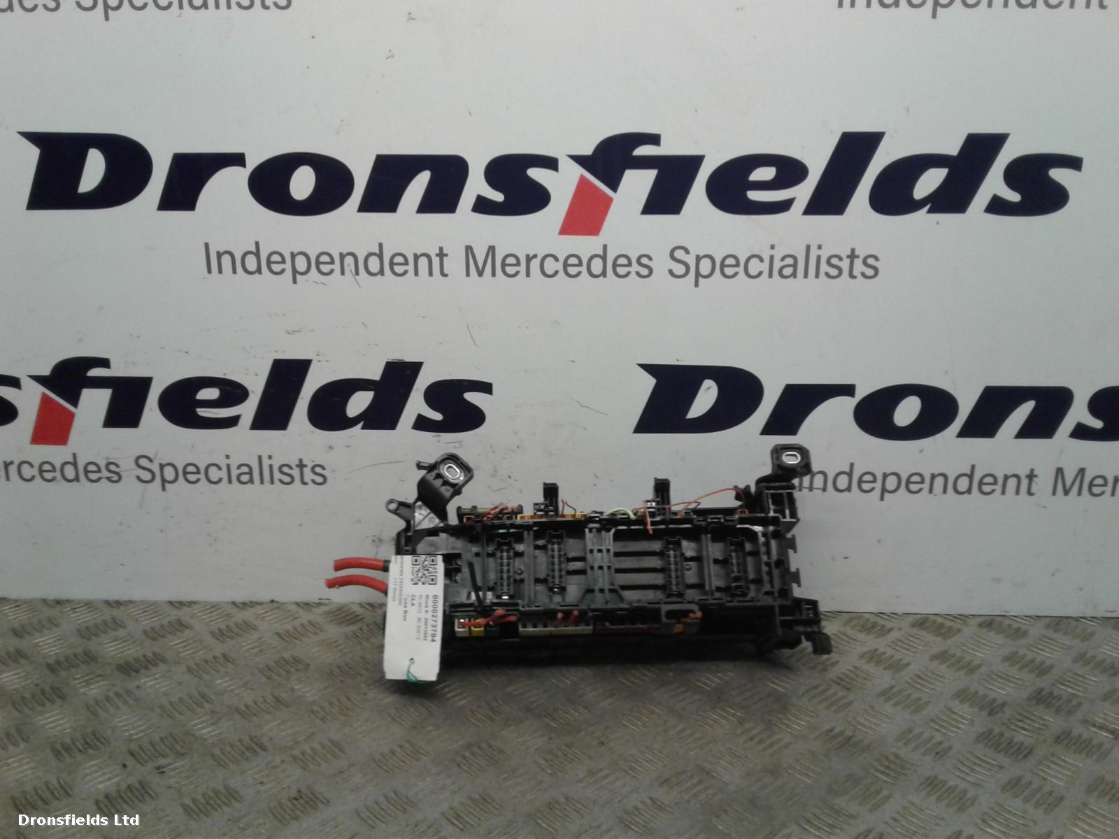 View Auto part Fuse Box Mercedes Cla 2013