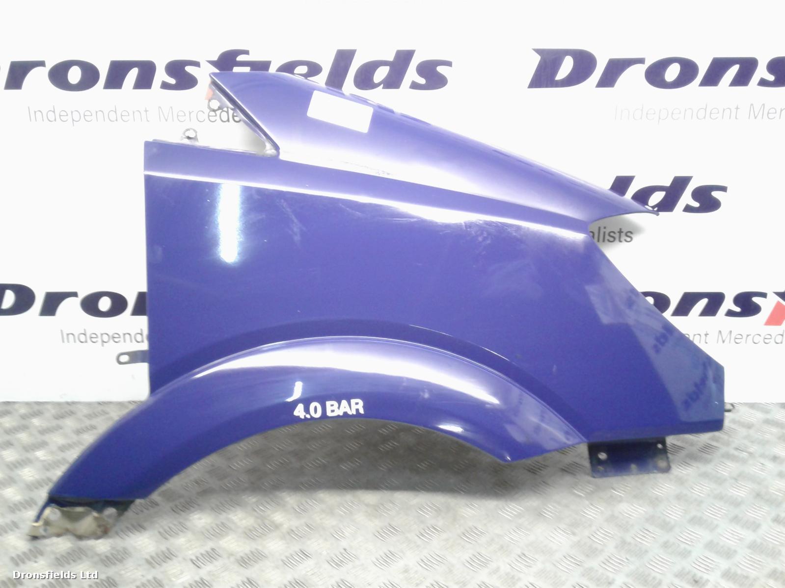 View Auto part R Wing Mercedes Sprinter 2007