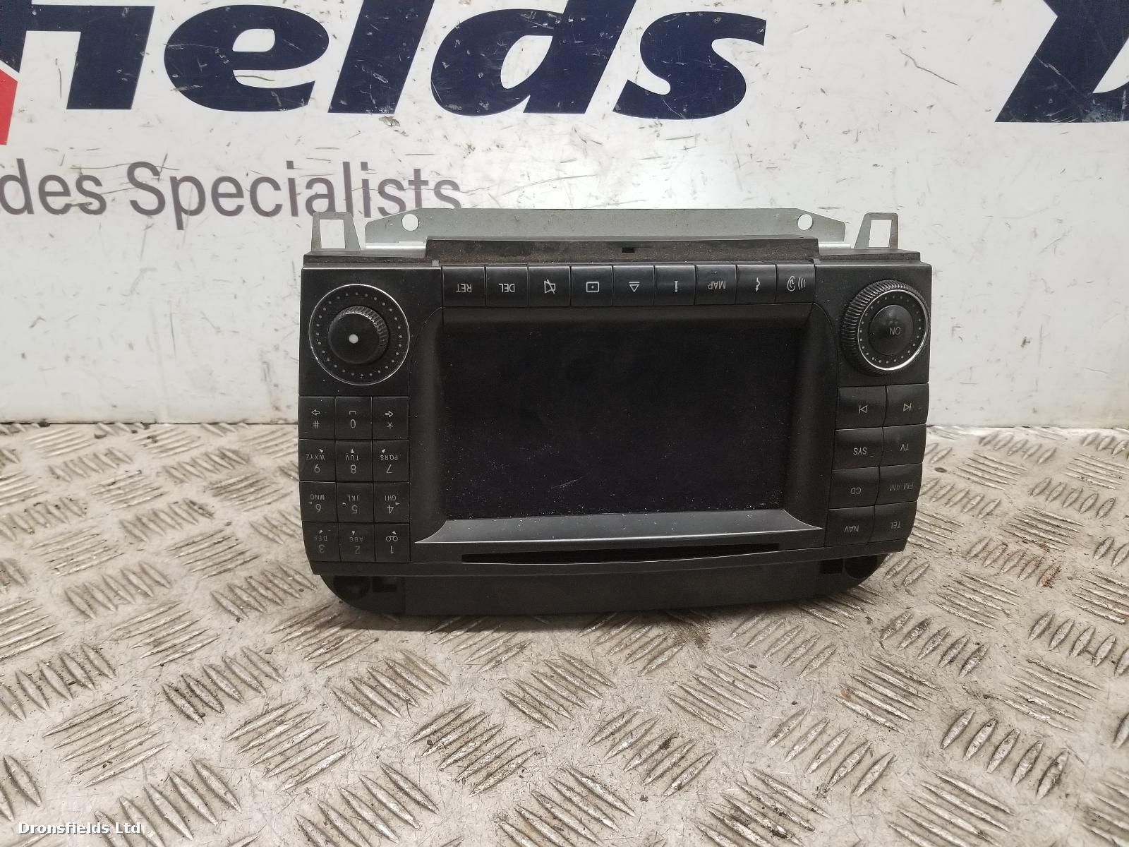 View Auto part Sat Nav Unit Mercedes S Class 2003