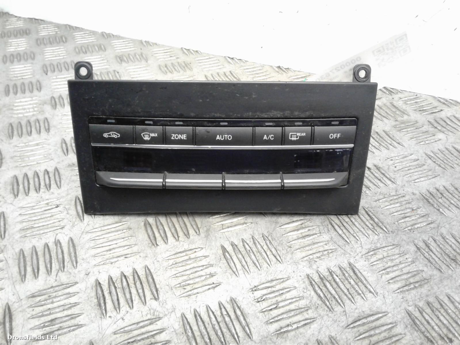 View Auto part Heater/AC Controller Mercedes E Class 2013