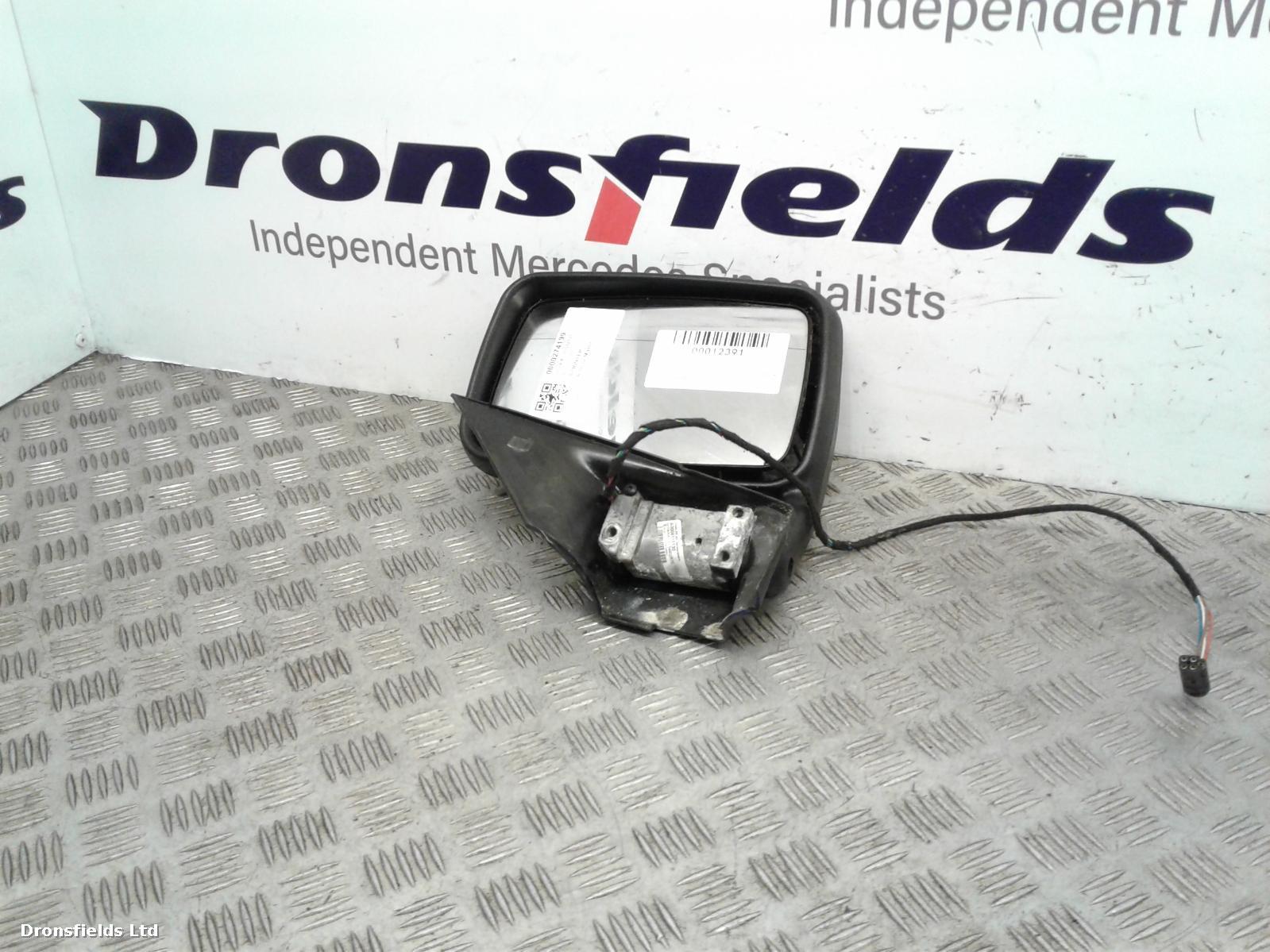 View Auto part R Door Mirror Mercedes Sprinter 2006