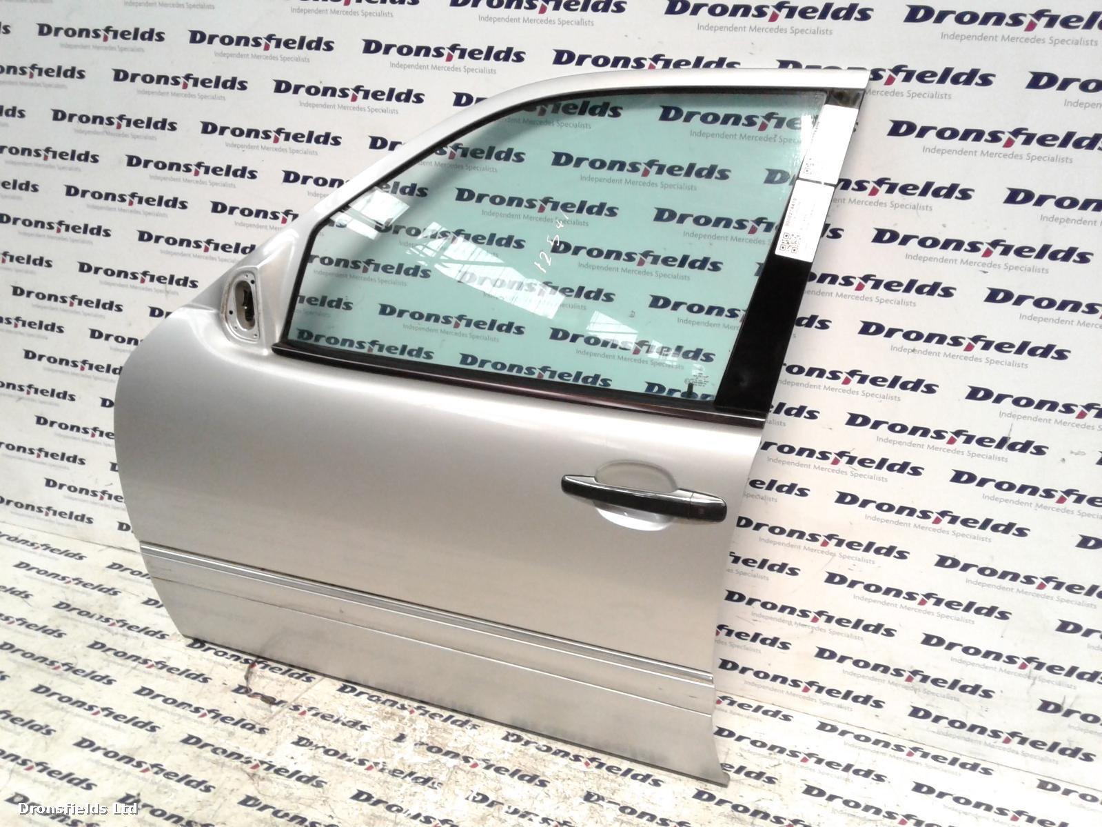 View Auto part Door Lock Assembly Mercedes E Class 1999