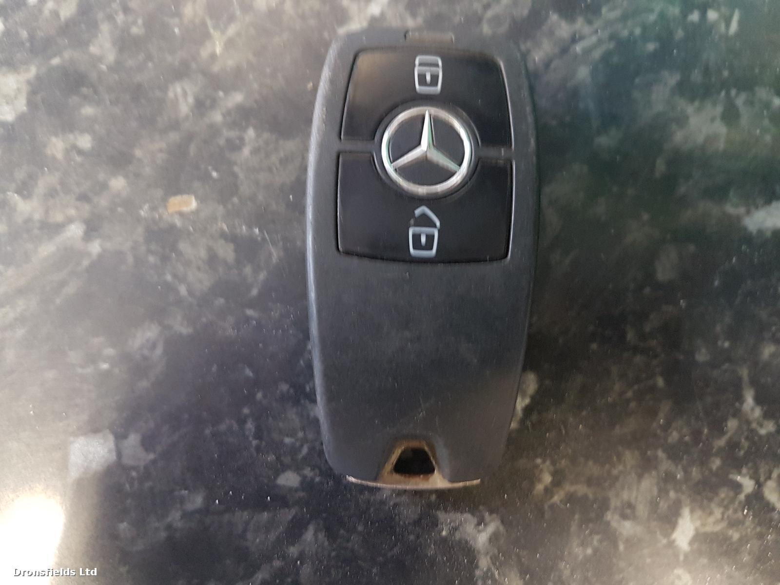 View Auto part Key Fob/Remote Mercedes Sprinter 2018