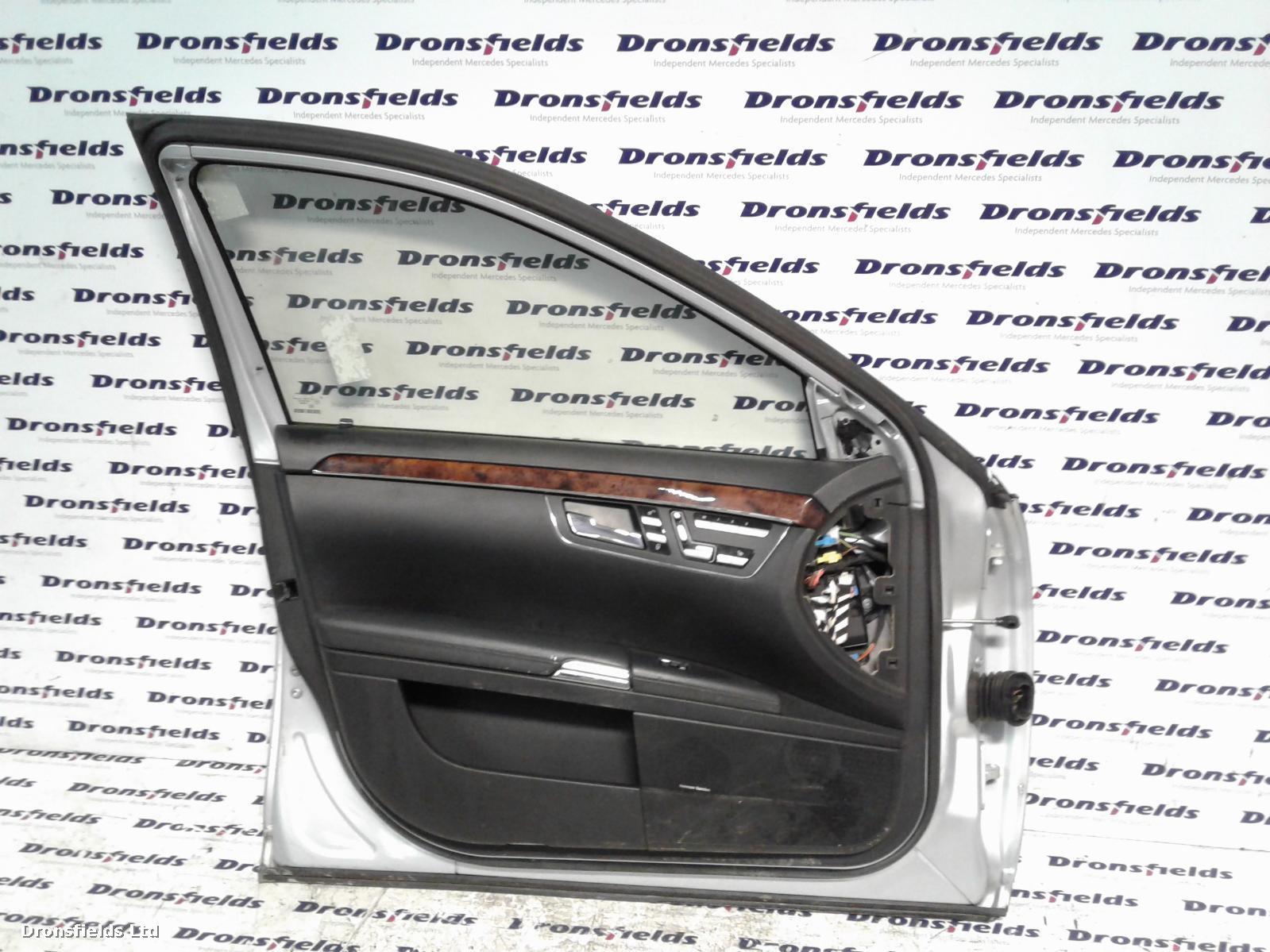 View Auto part Door Panel Mercedes S Class 2006