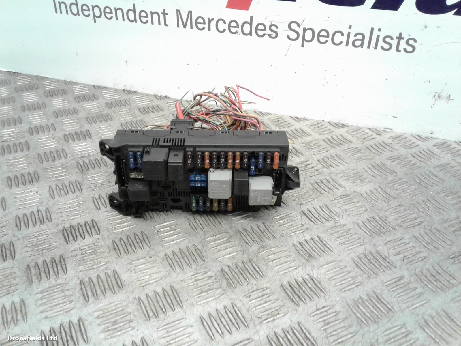 View Auto part Fuse Box Mercedes E Class 2003