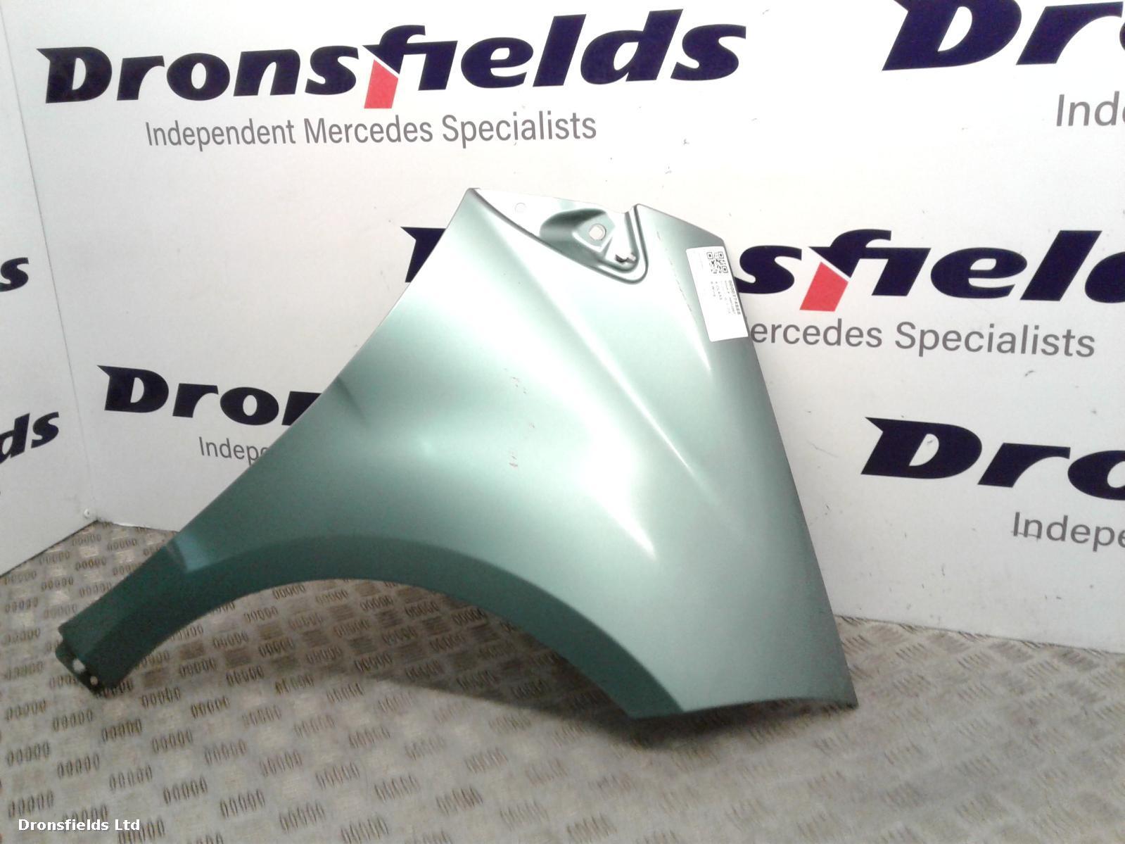 View Auto part R Wing Mercedes A Class 2005
