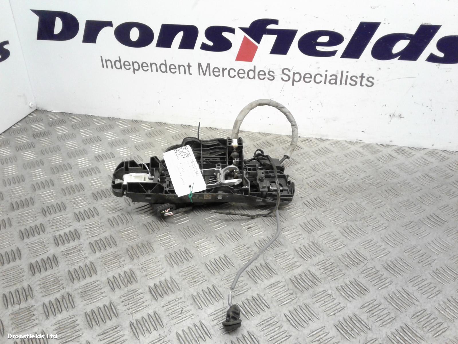 View Auto part Door Lock Assembly Mercedes A Class 2019