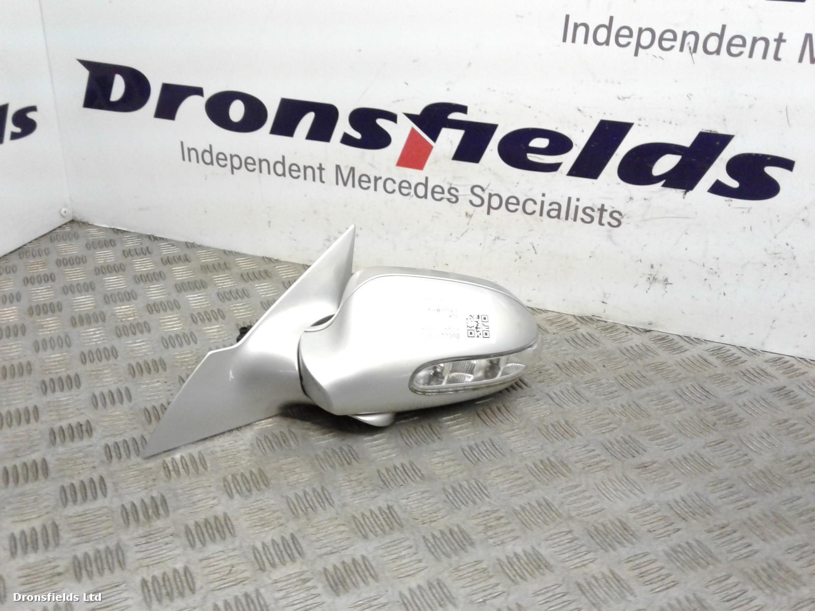 View Auto part L Door Mirror Mercedes Clk 2004