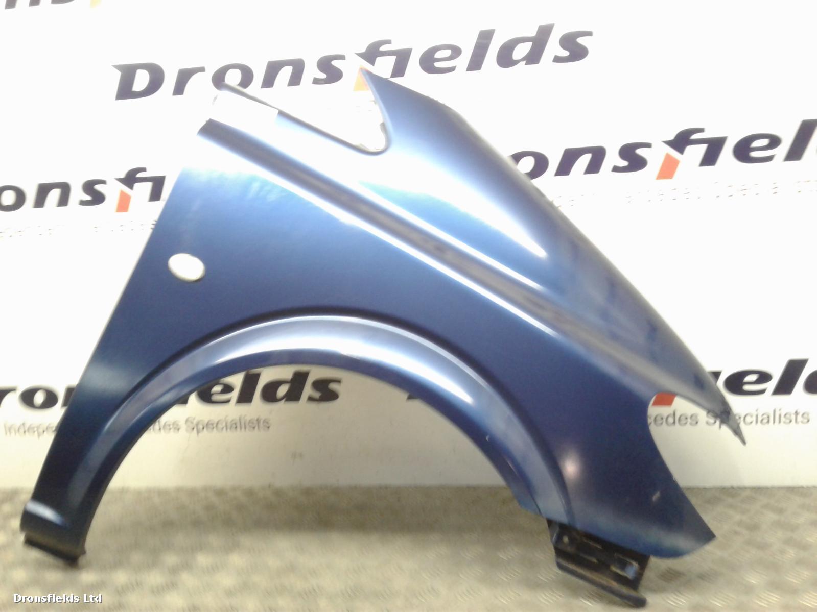 View Auto part R Wing Mercedes Vito 2007