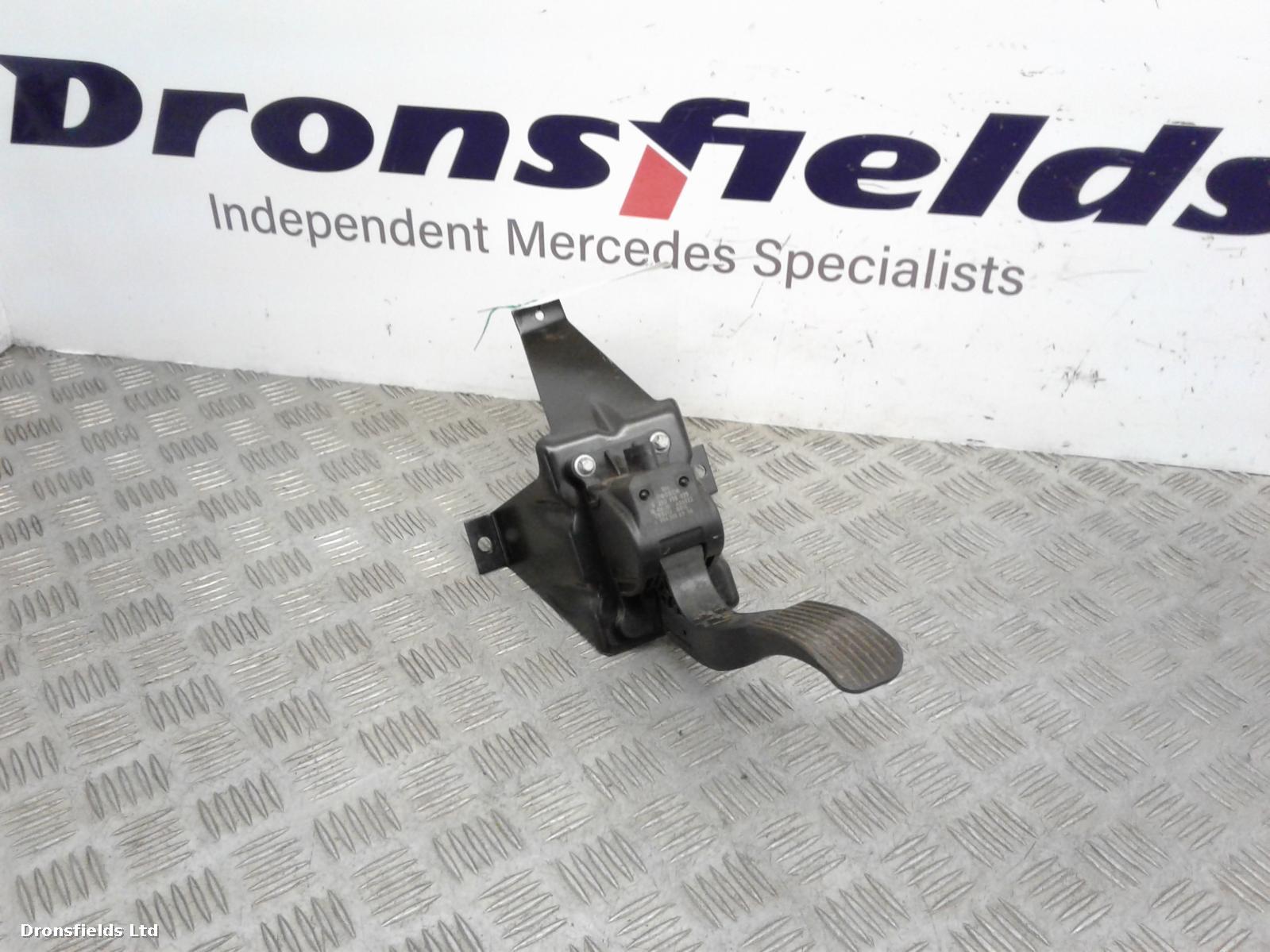 View Auto part Pedal Potentiometer Mercedes Sprinter 2015