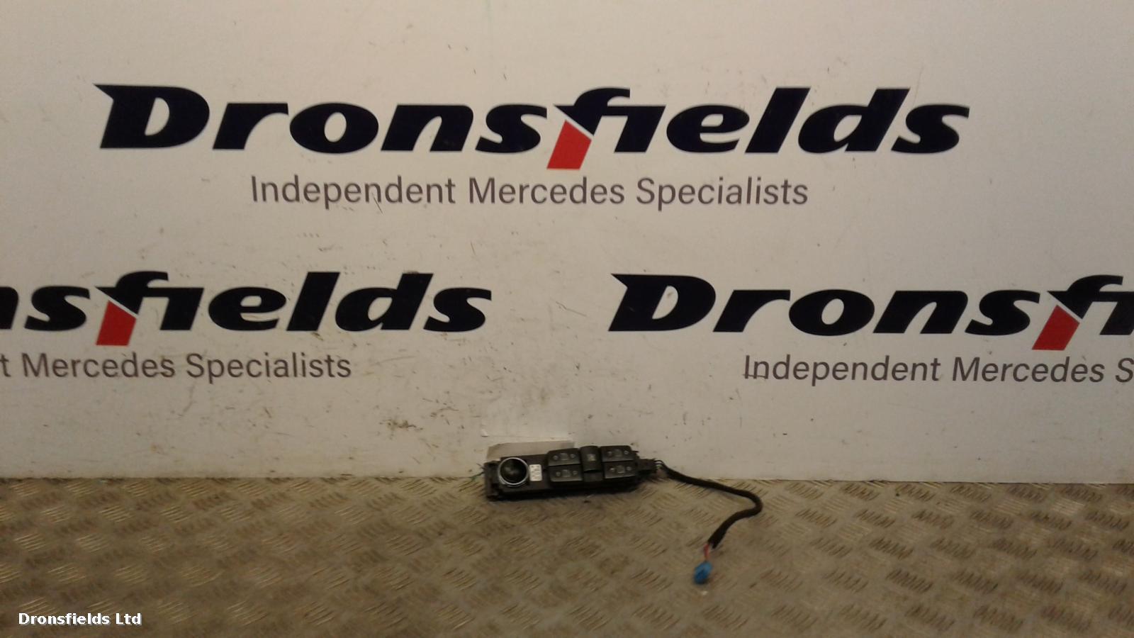 View Auto part Elect. Window Switch Mercedes S Class 2003