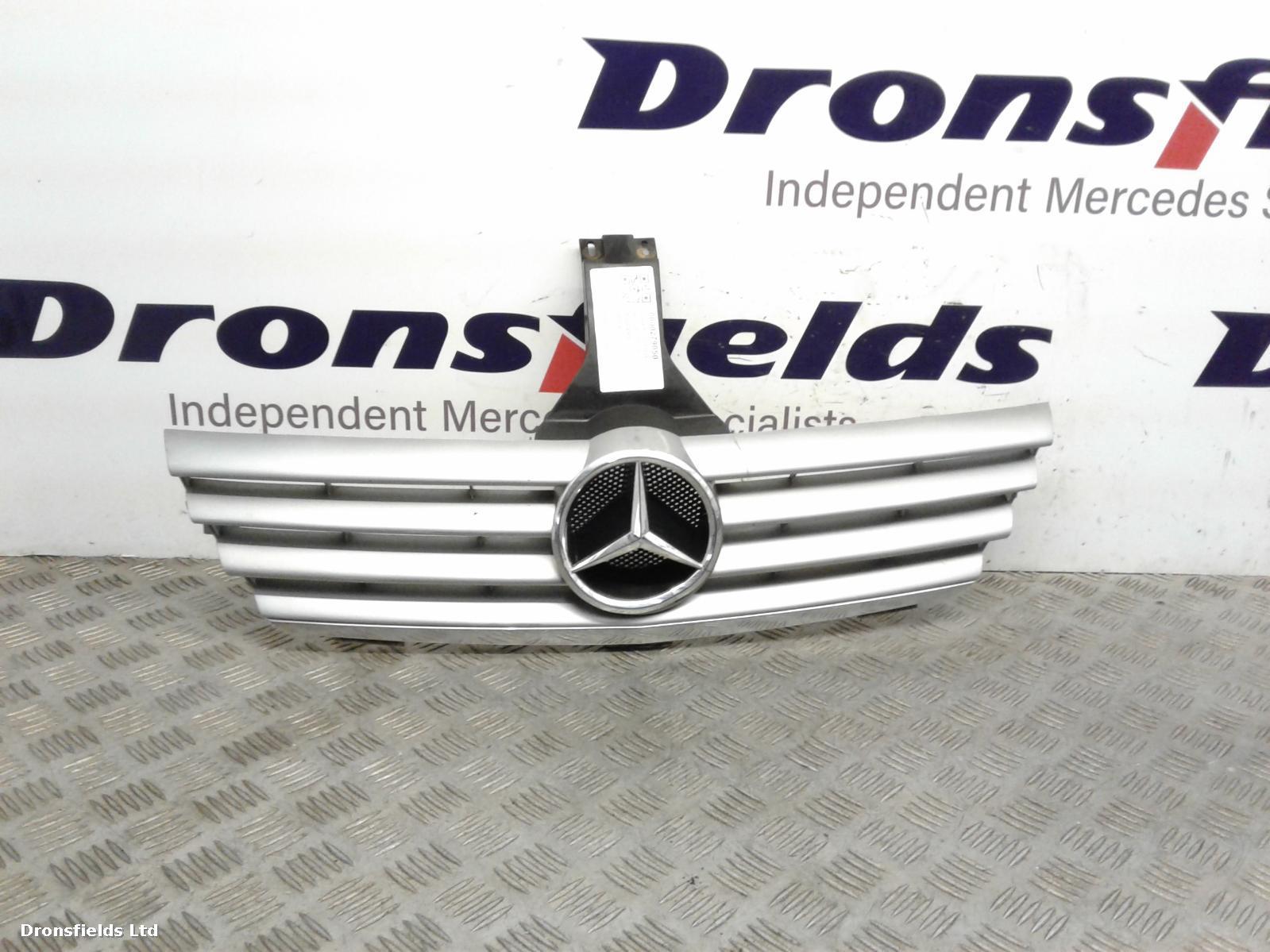 View Auto part Grille Mercedes C Class 2004
