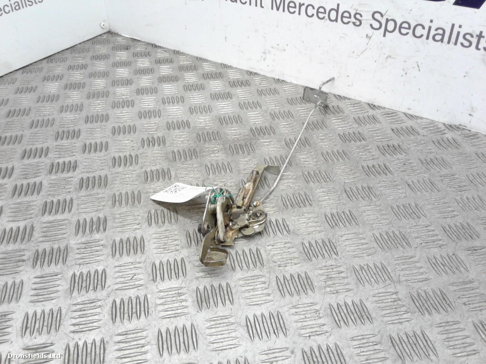 View Auto part Door Lock Assembly Mercedes Vario 1999