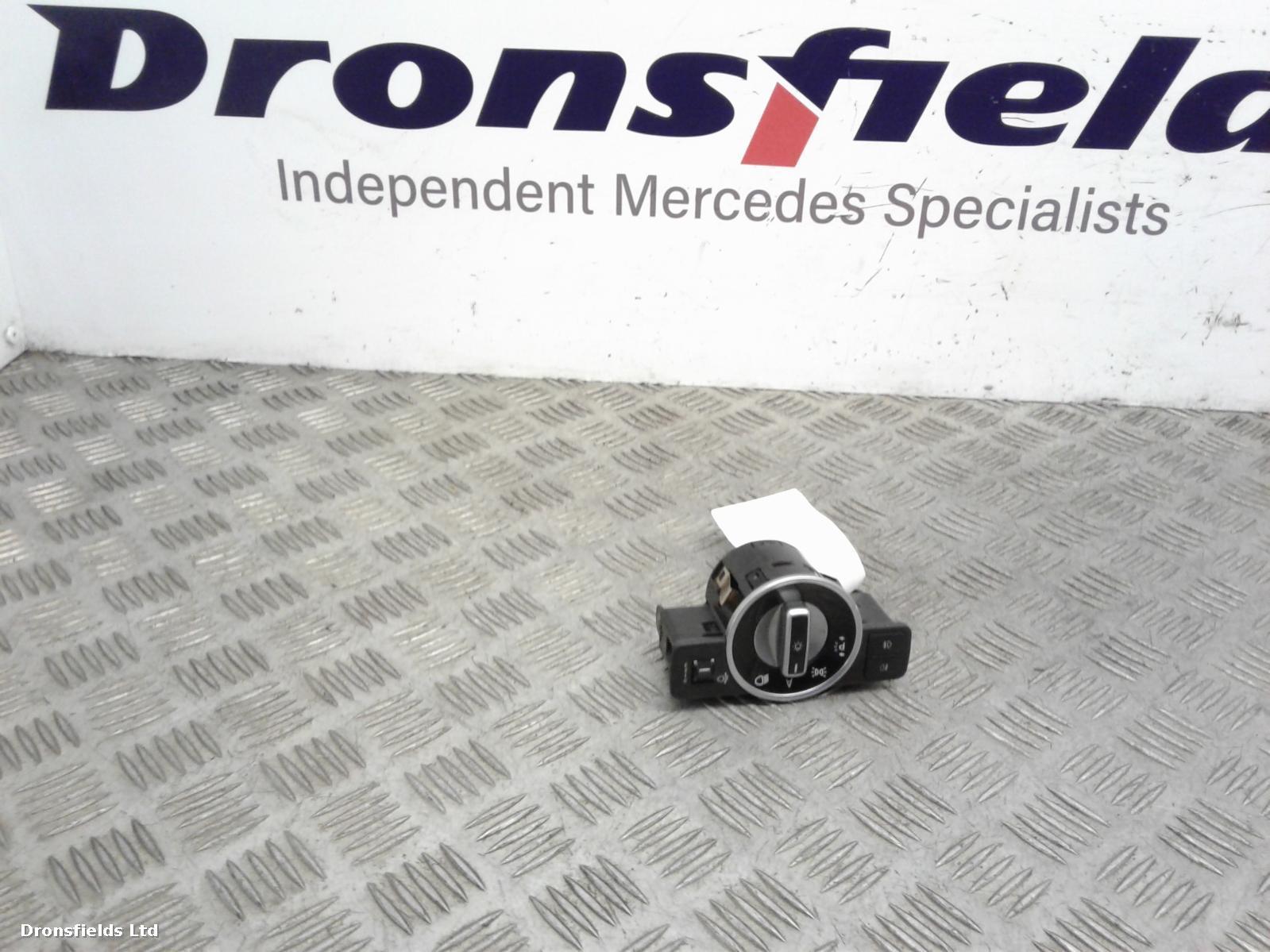 View Auto part Headlight Switch Mercedes C Class 2010