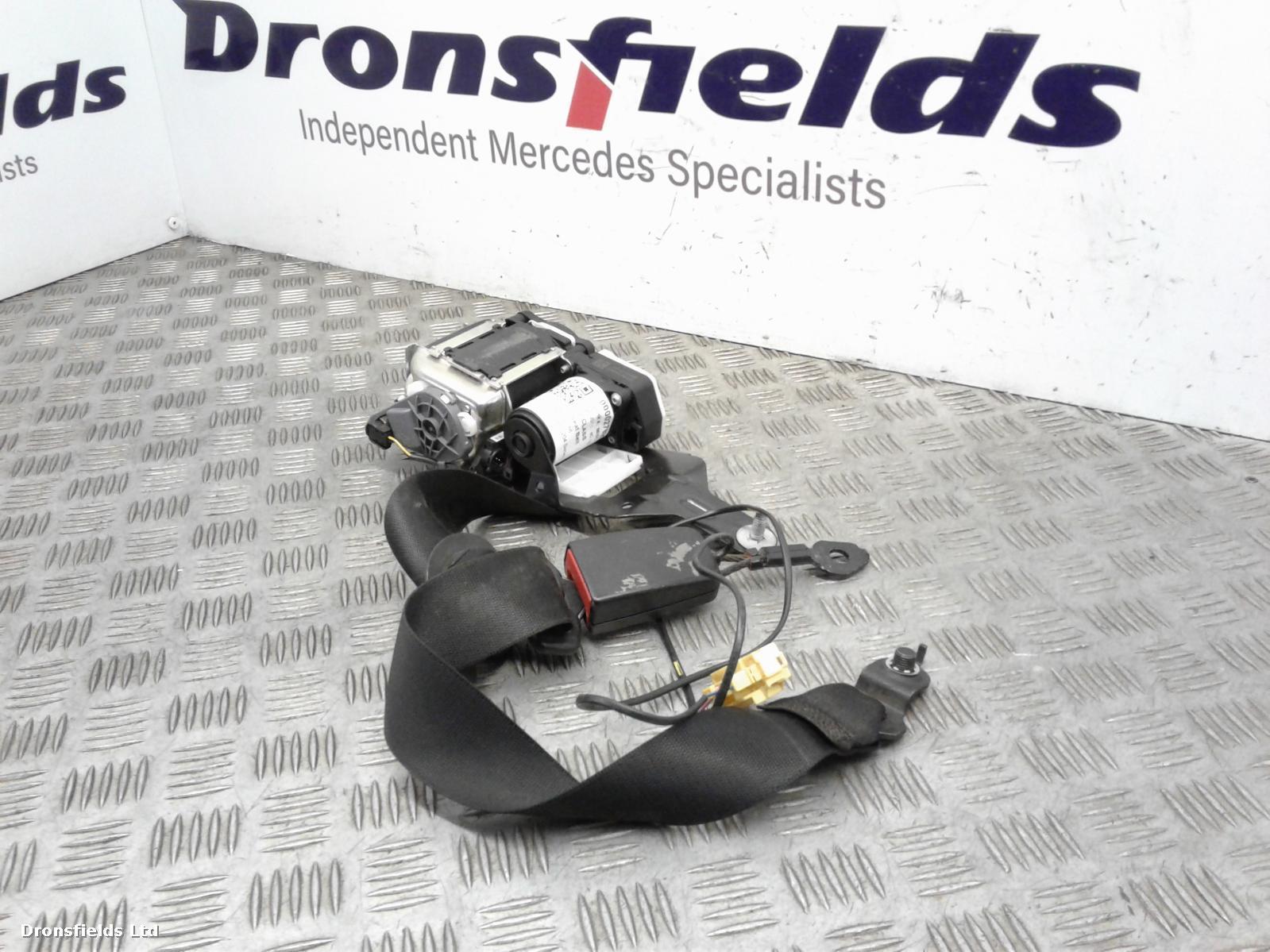 View Auto part Seat Belt Mercedes C Class 2011