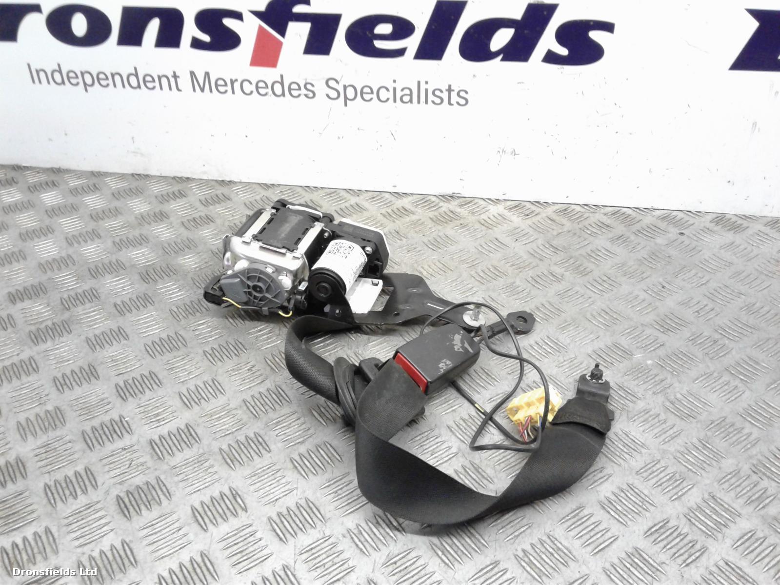 View Auto part Seat Belt Mercedes C Class 2011