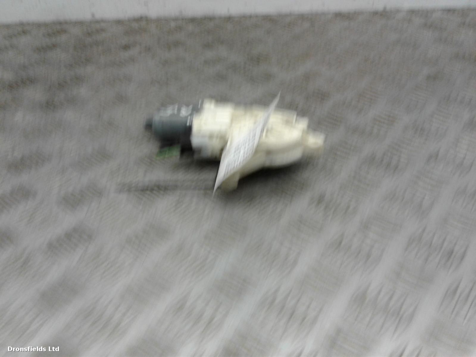 View Auto part RF Door Window Motor Mercedes Gla Class 2019