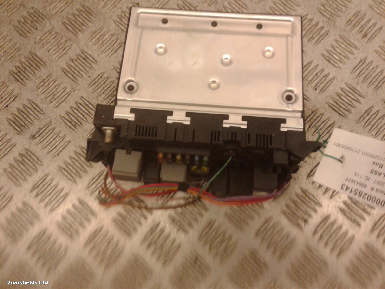 View Auto part Fuse Box Mercedes E Class 2007