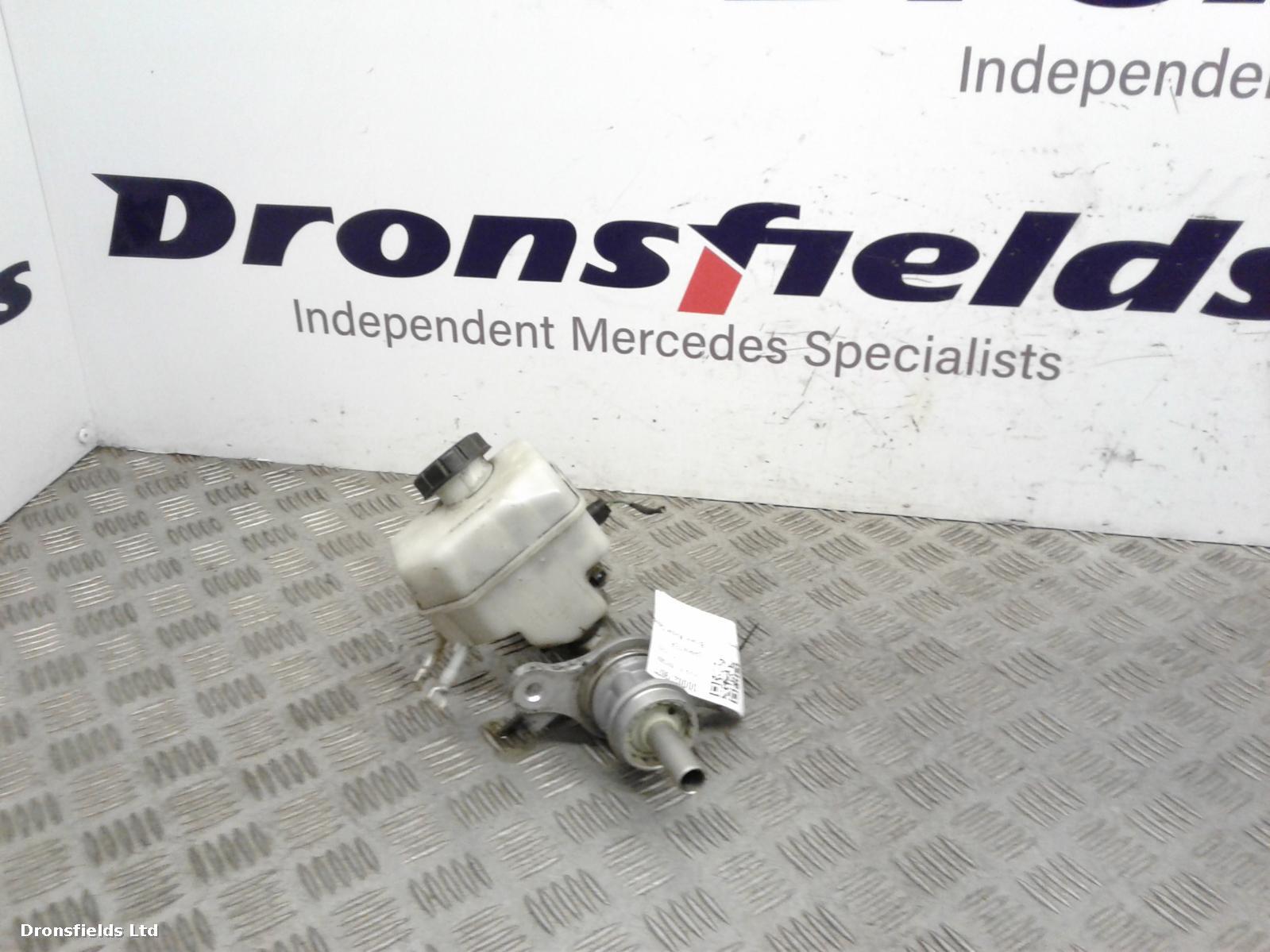 View Auto part Master Cyl.Reservoir Mercedes Sprinter 2015