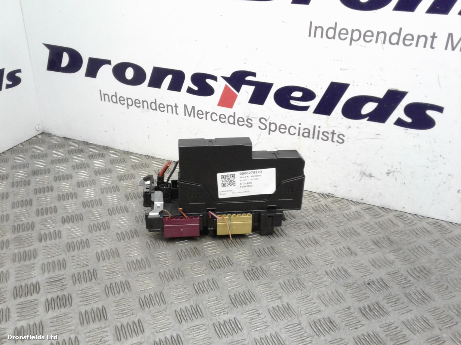 View Auto part Fuse Box Mercedes E Class 2013