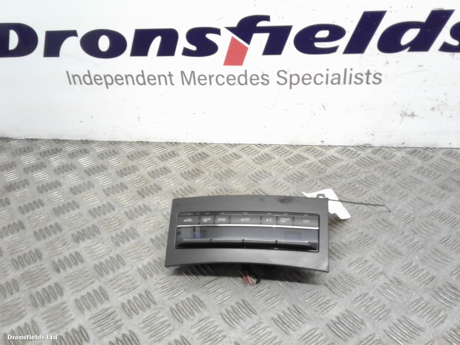 View Auto part Heater/AC Controller Mercedes E Class 2013