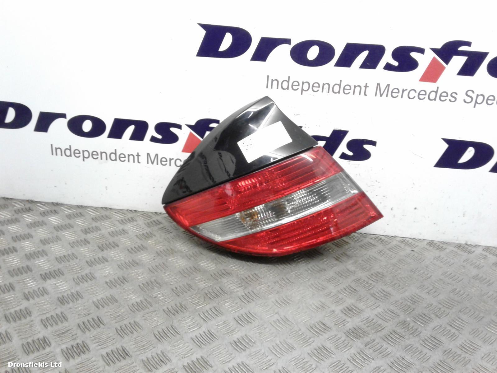 View Auto part L Taillight Mercedes C Class 2007