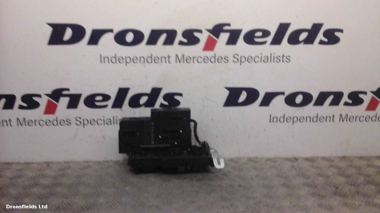 View Auto part Fuse Box Mercedes C Class 2013