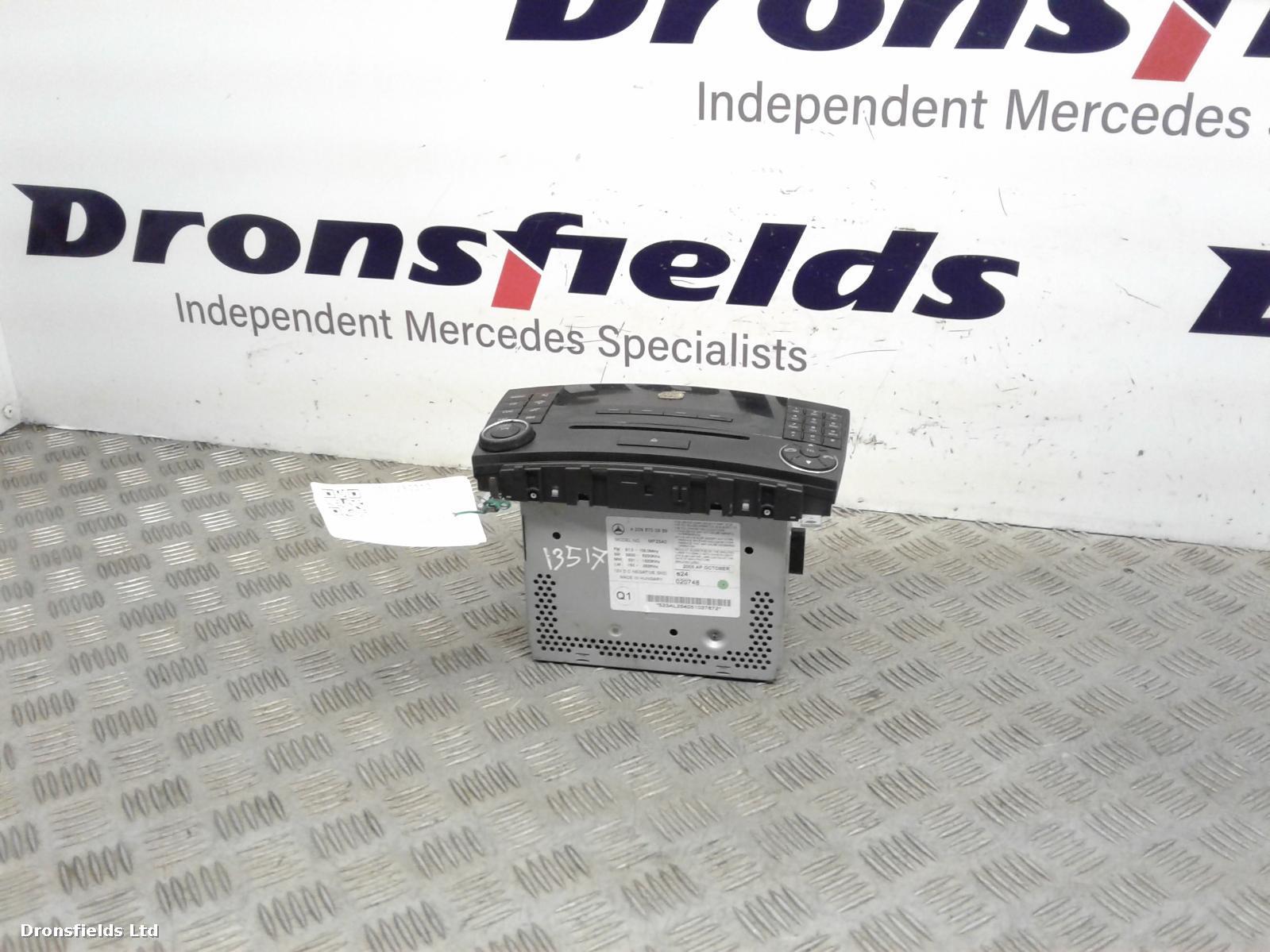View Auto part CD Changer Mercedes Clk 2005