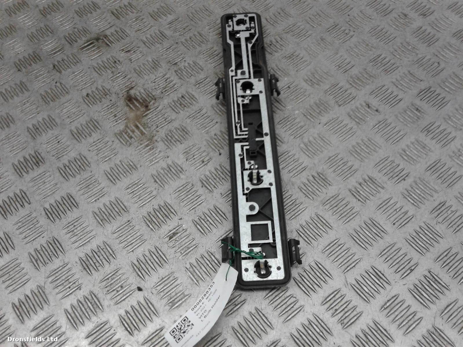 View Auto part L Bulb Holder Mercedes Vito 2021