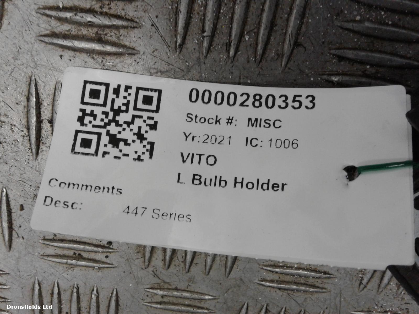 View Auto part L Bulb Holder Mercedes Vito 2021