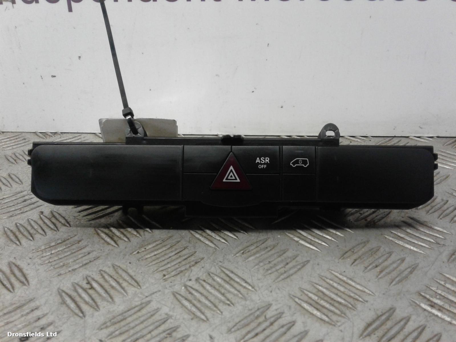 View Auto part Flasher/Hazard Relay Mercedes Sprinter 2015