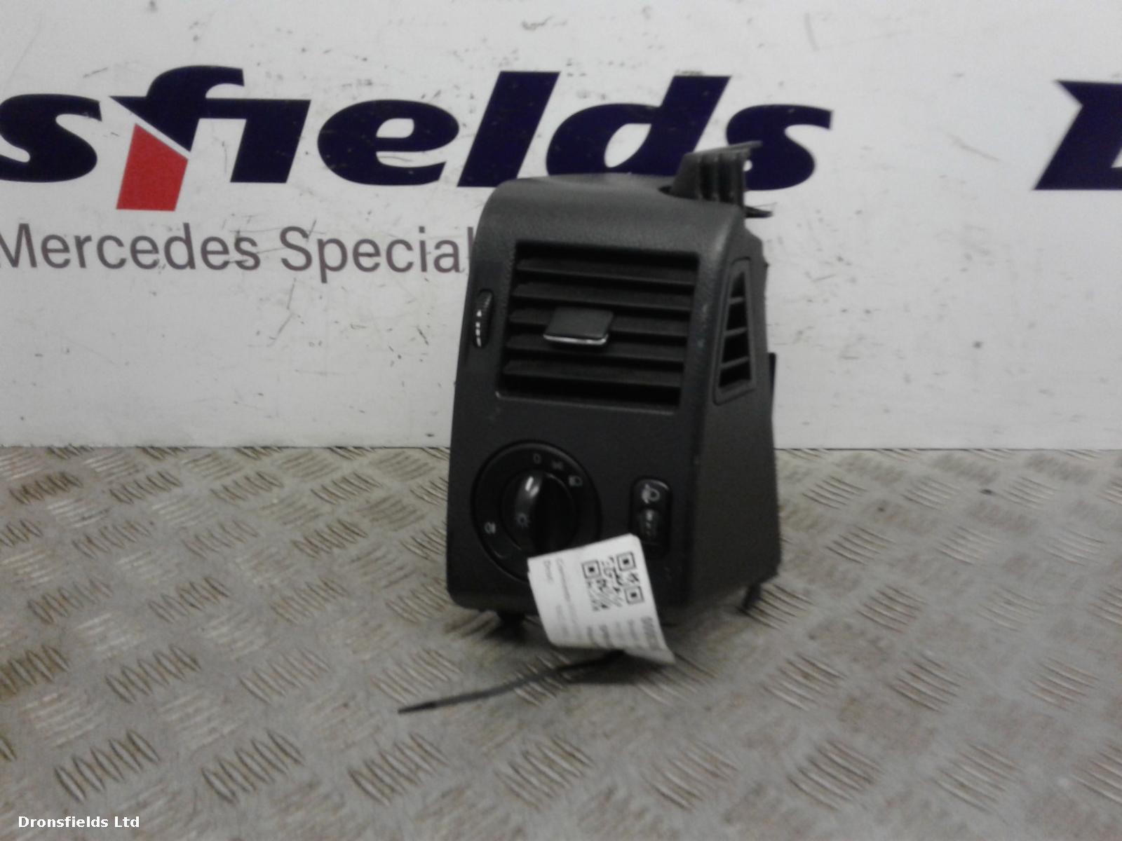 View Auto part Headlight Relay Mercedes Sprinter 2015