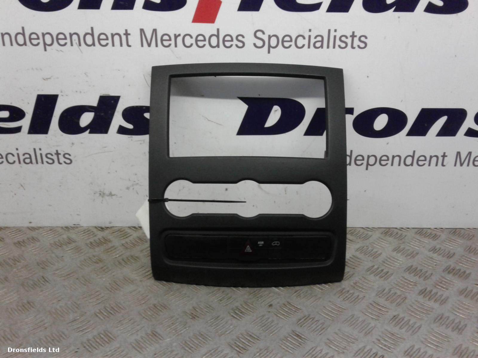 View Auto part Flasher/Hazard Relay Mercedes Sprinter 2015