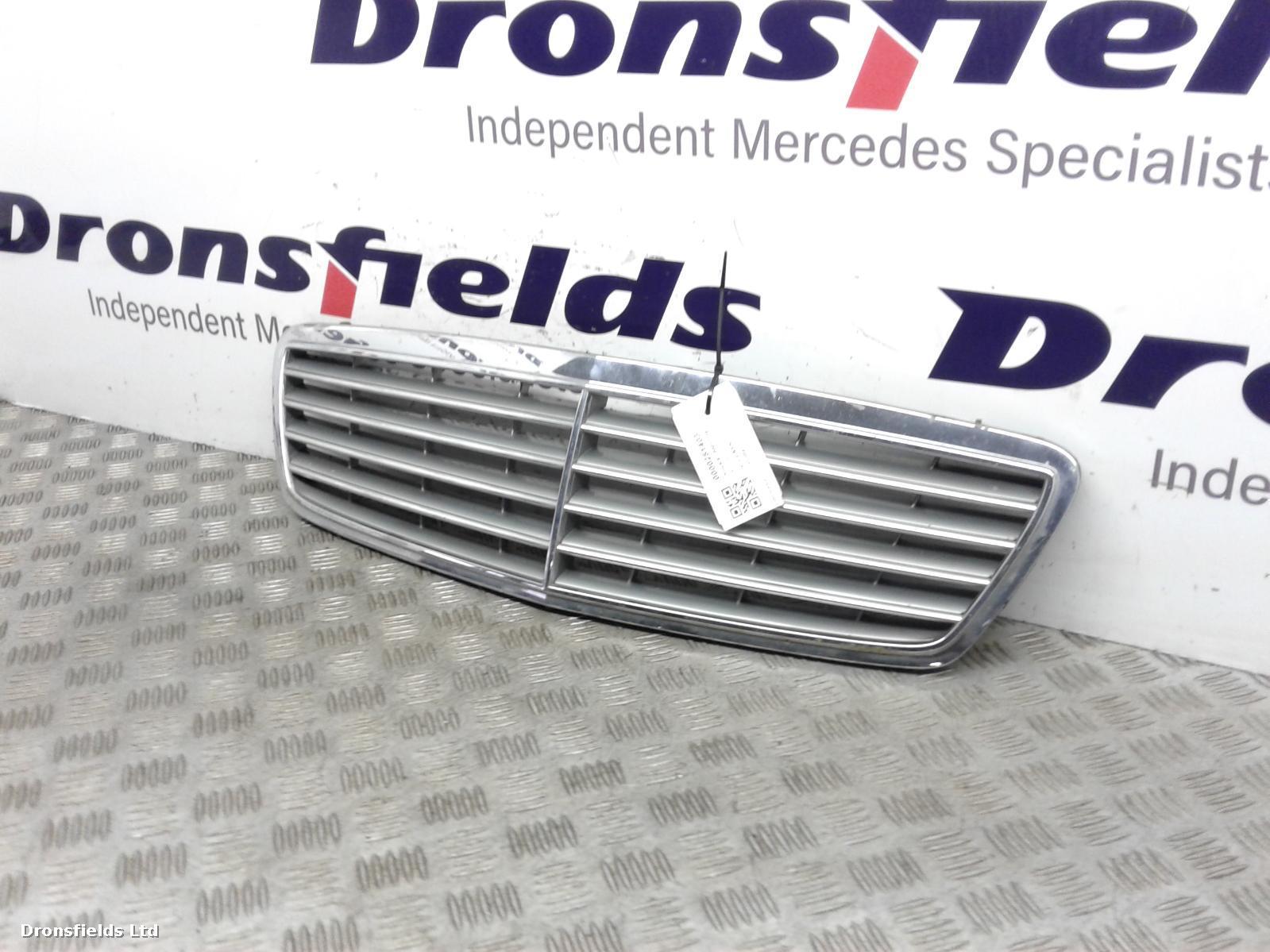 View Auto part Grille Mercedes C Class 2003