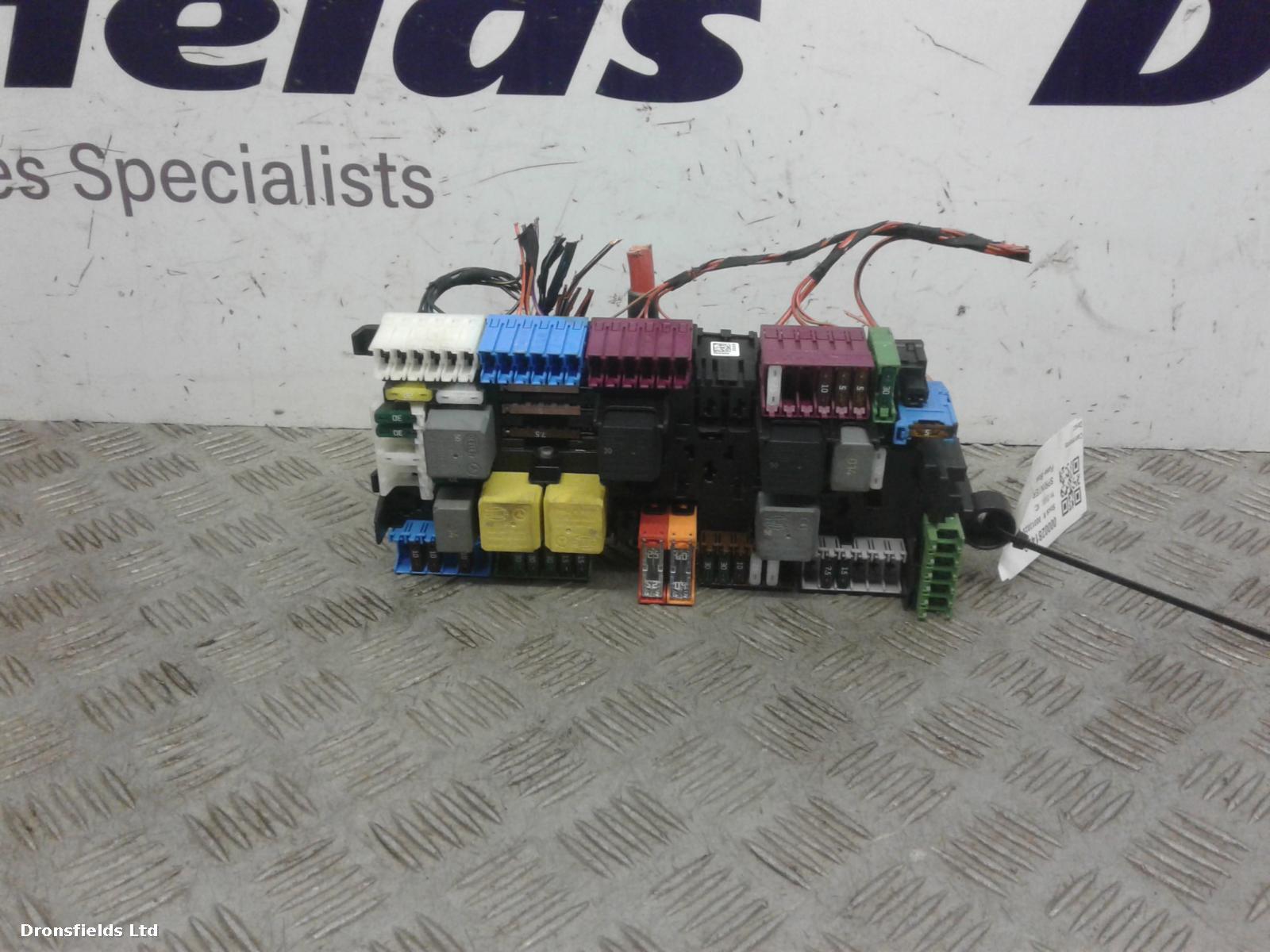 View Auto part Fuse Box Mercedes Sprinter 2020