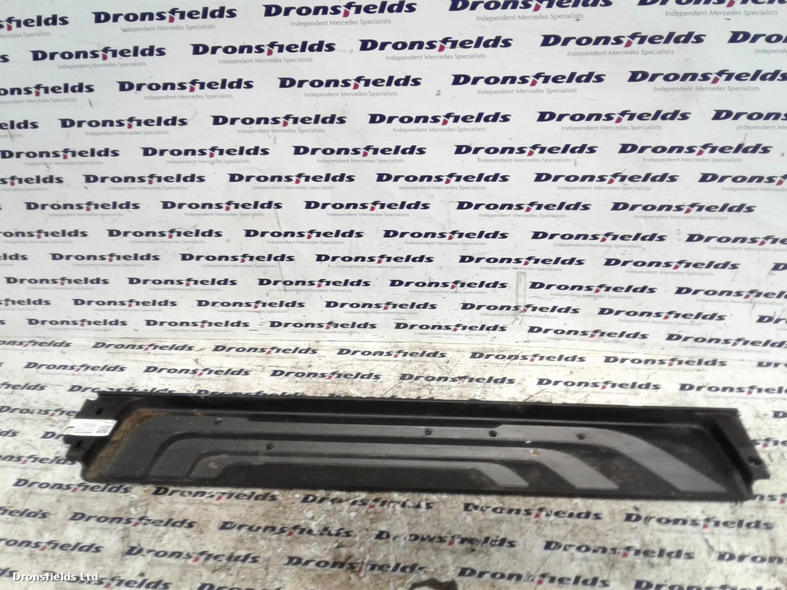 View Auto part Side Step/Rail Mercedes Sprinter 2020