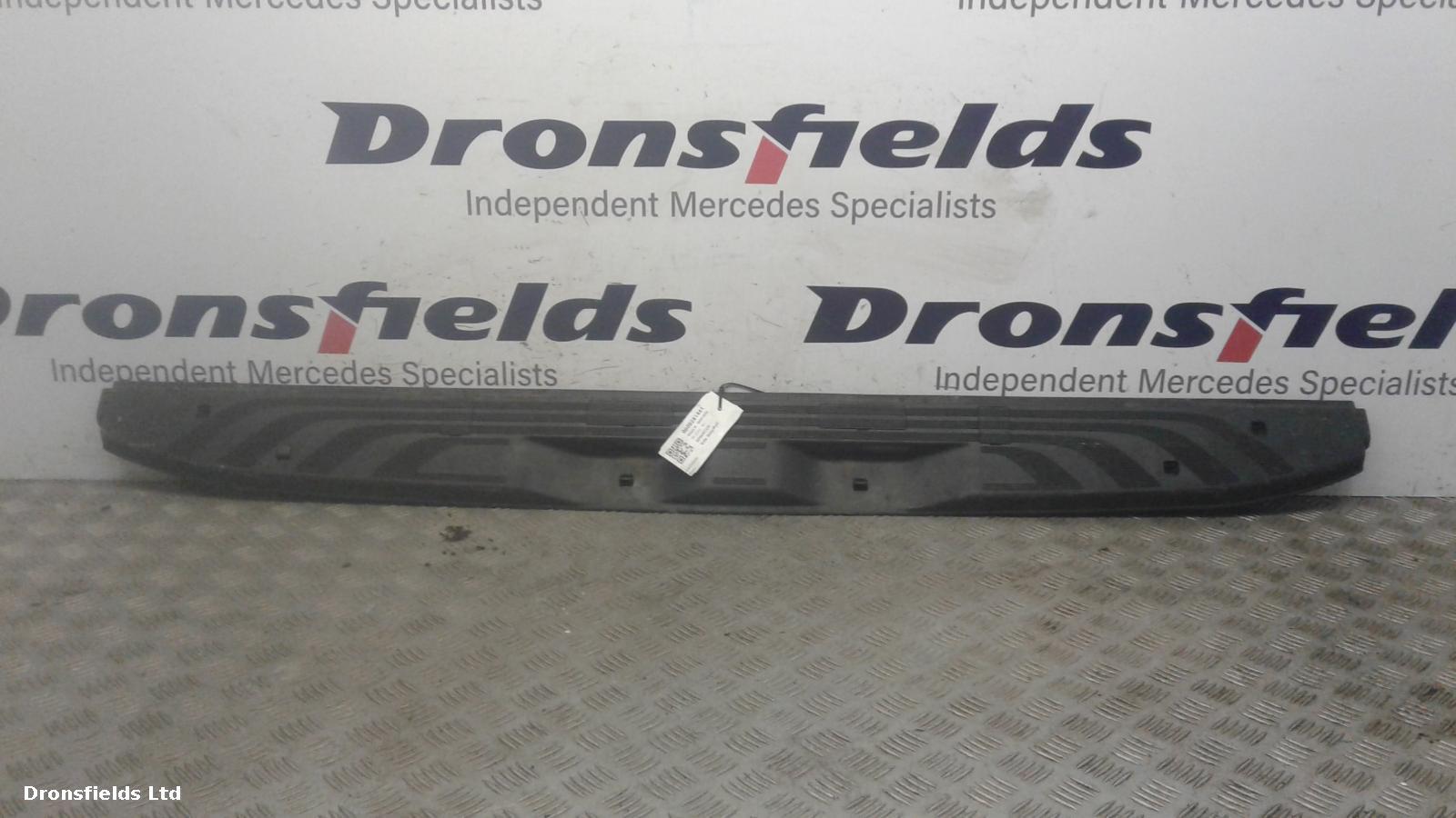 View Auto part Side Step/Rail Mercedes Sprinter 2020