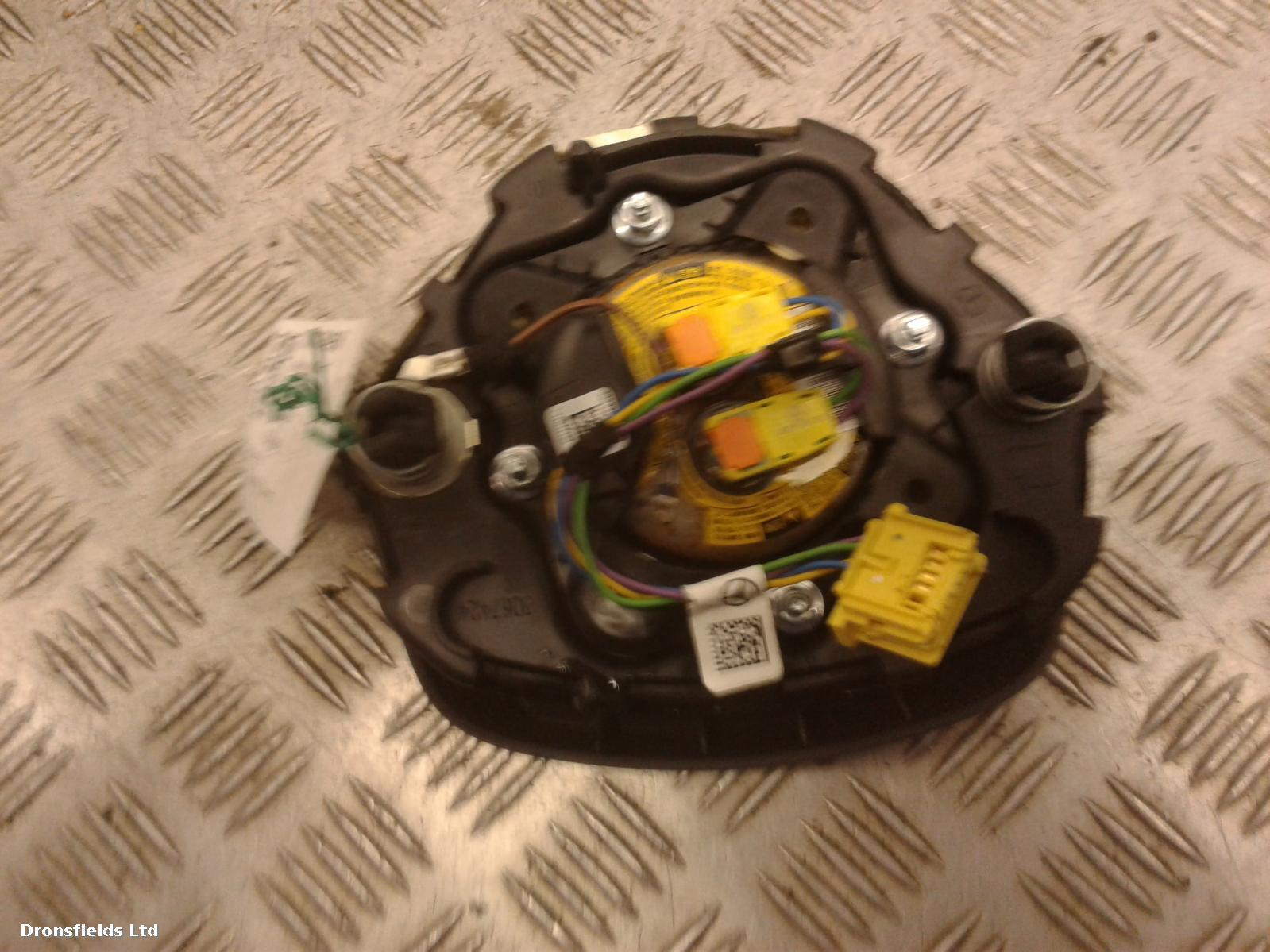 View Auto part R Air Bag Mercedes C Class 2011