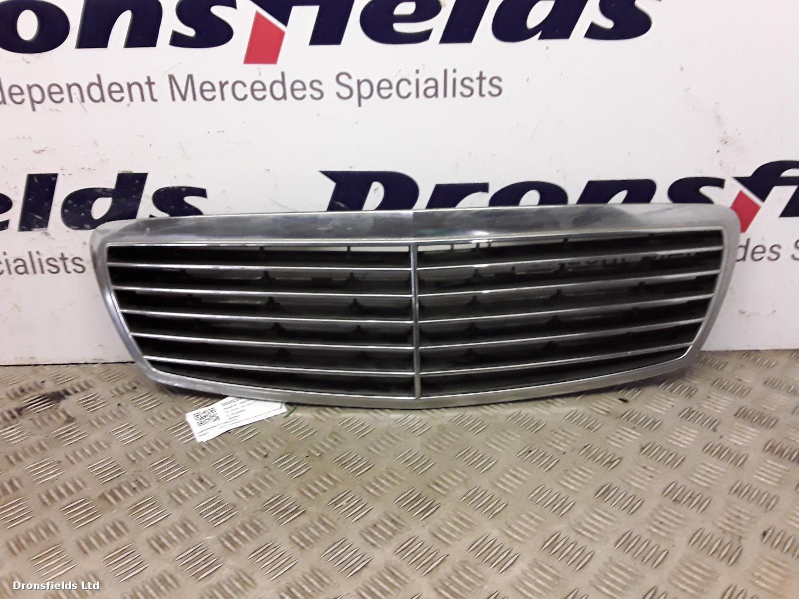 View Auto part Grille Mercedes E Class 2004