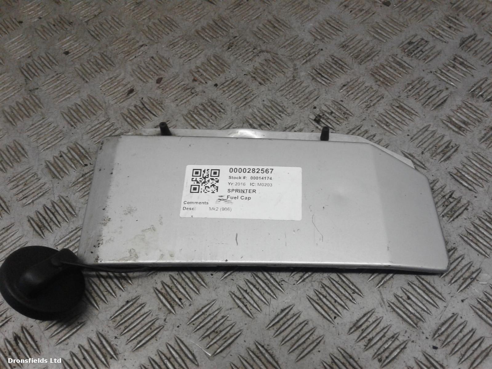 View Auto part Fuelcap Mercedes Sprinter 2016