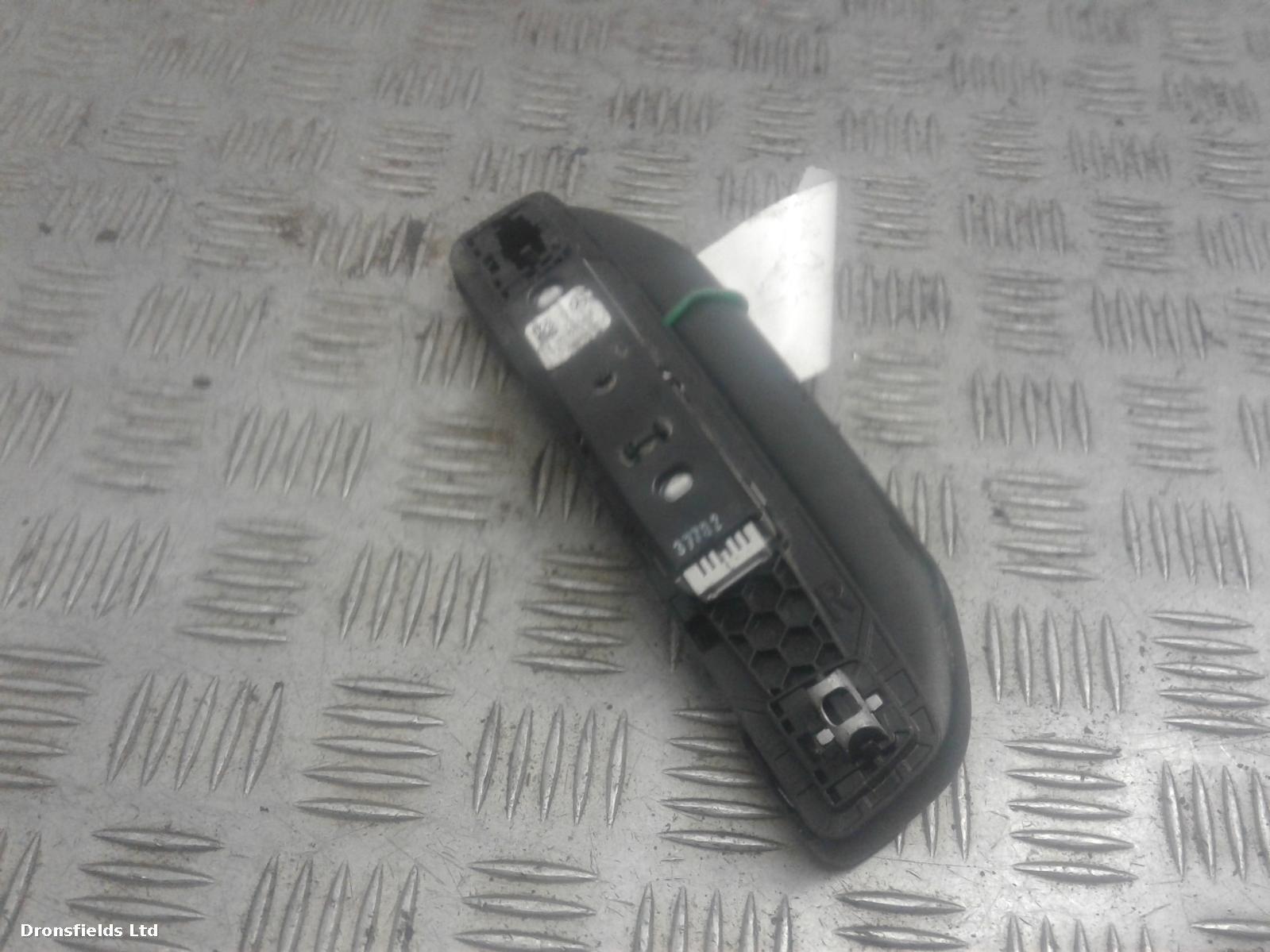 View Auto part Misc Mercedes C Class 2016