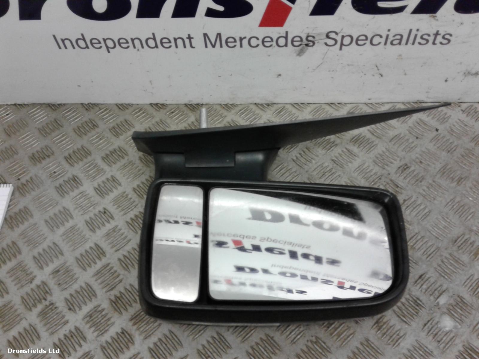 View Auto part R Door Mirror Mercedes Sprinter 2015