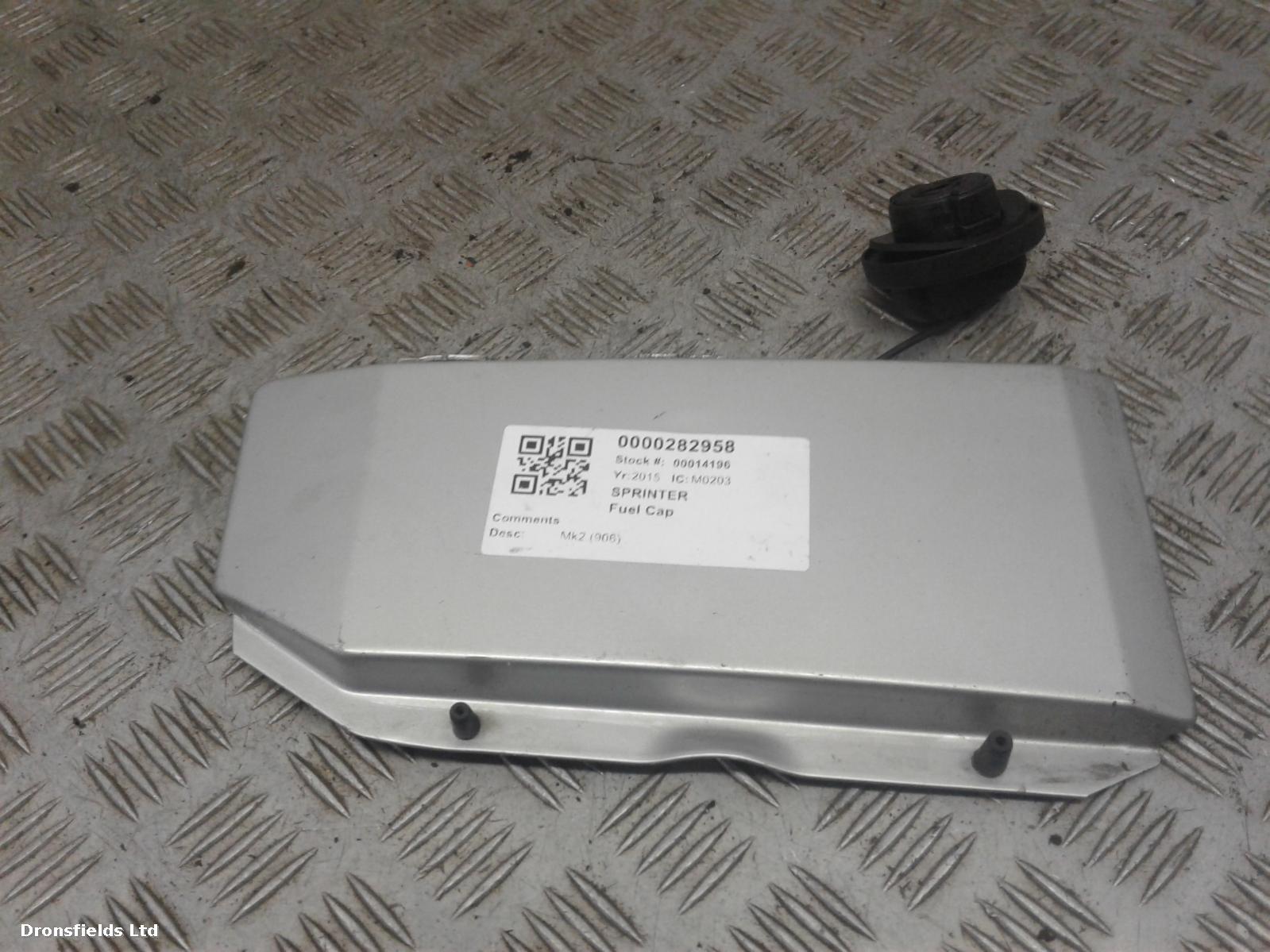 View Auto part Fuelcap Mercedes Sprinter 2015