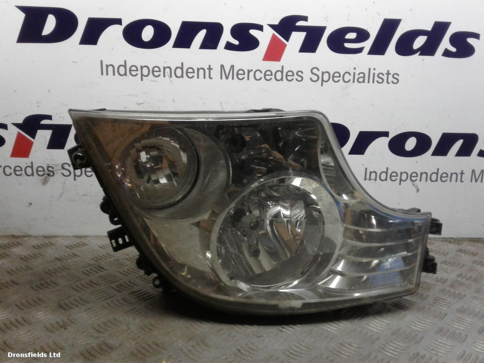View Auto part R Headlamp Mercedes Actros 2011