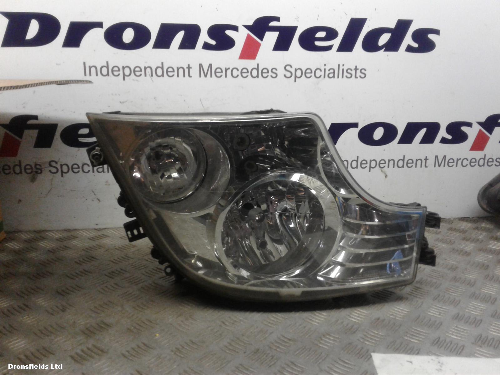 View Auto part R Headlamp Mercedes Actros 2011
